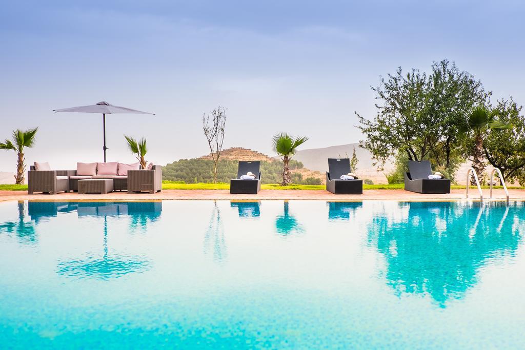 ホテル Kasbah Ait Oumghar ドゥムナット エクステリア 写真