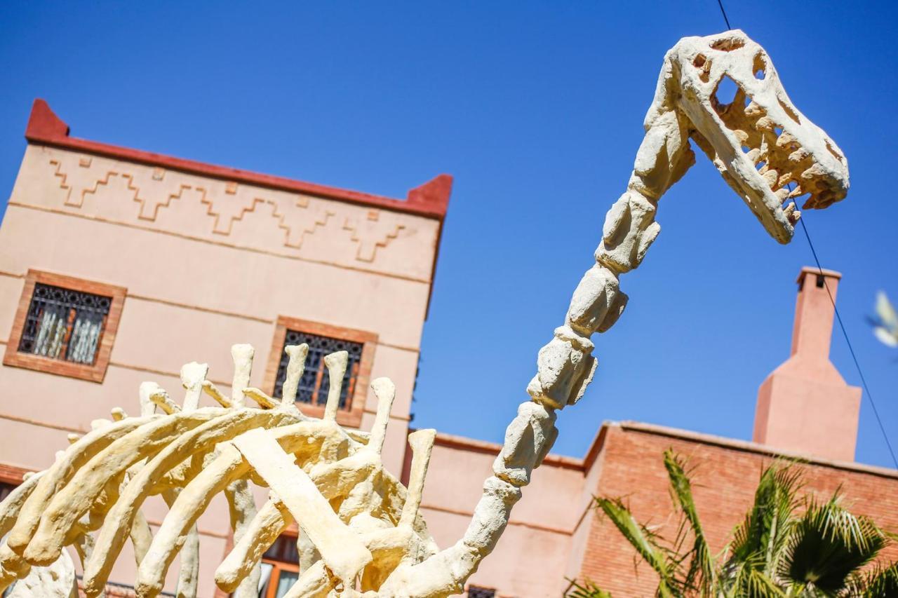 ホテル Kasbah Ait Oumghar ドゥムナット エクステリア 写真
